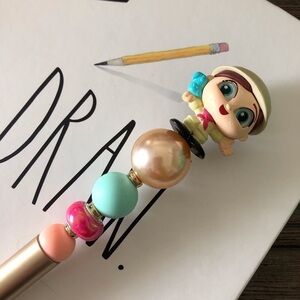 Disney Doorables: UP: Ellie handmade beaded pen